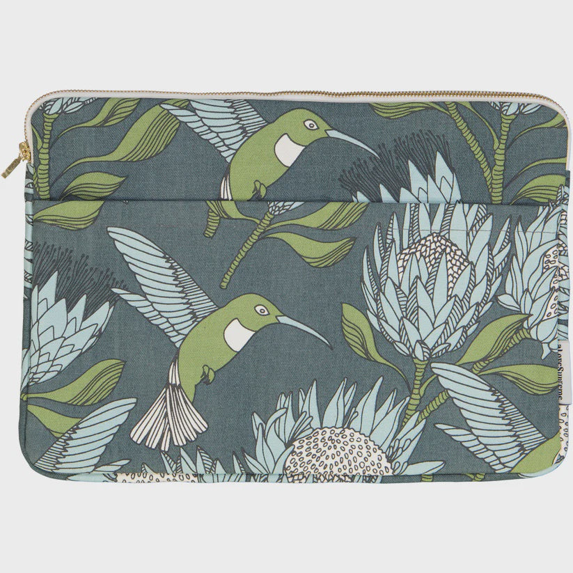 Ipad Sleeves (11 inch) / Protea (Blue on Gunmetal)