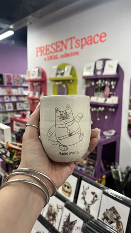 Cup Main Puss
