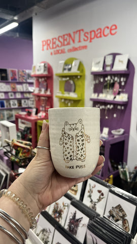 Cup Fake Puss