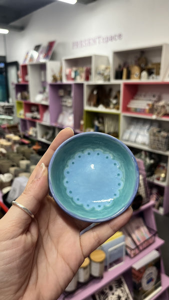 Bowl | Small Flat | Blue Scallop