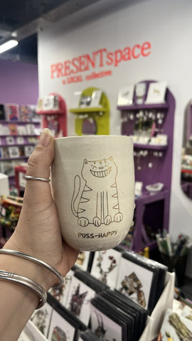 Cup Puss Happy