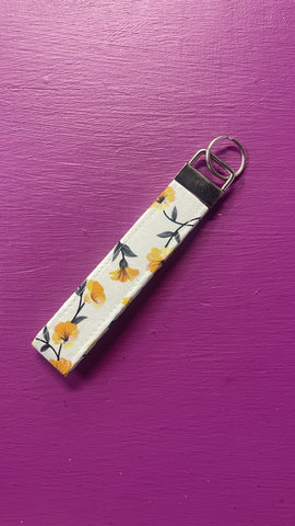 Wrislet Keychain Yellow Floral