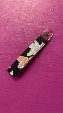 Wrislet Keychain Black Floral