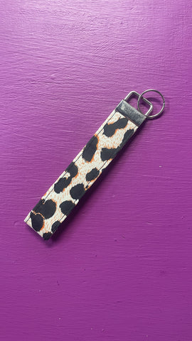Wrislet Keychain Orange Leopard