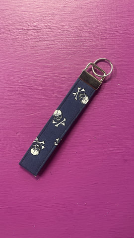 Wrislet Keychain Navy Skull