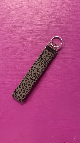 Wrislet Keychain Grey Animal Print