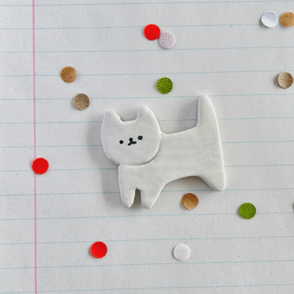 Magnets Cat Full Body White