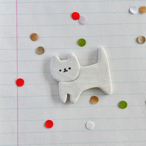 Magnets Cat Full Body White