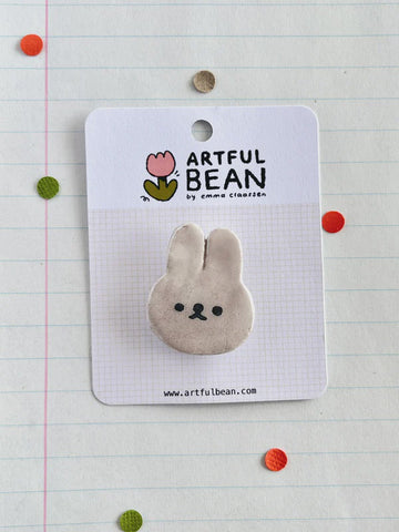 Pins Bunny Light Gray
