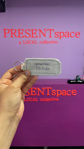 Keyring Remeber To Risk | Purple