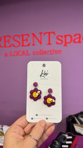 Earrings Purple daisywith bee