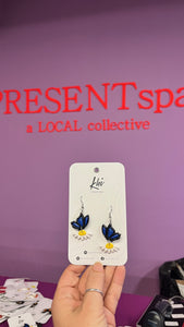 Earrings Butterfly with flower/blue
