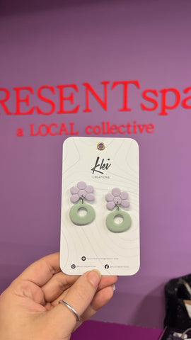 Earrings flower pot purple