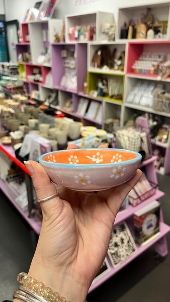 Bowls | Medium | Coral Daisies