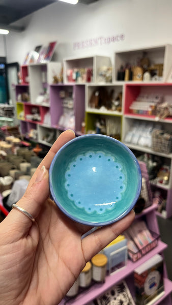 Bowl | Small Flat | Blue Scallop