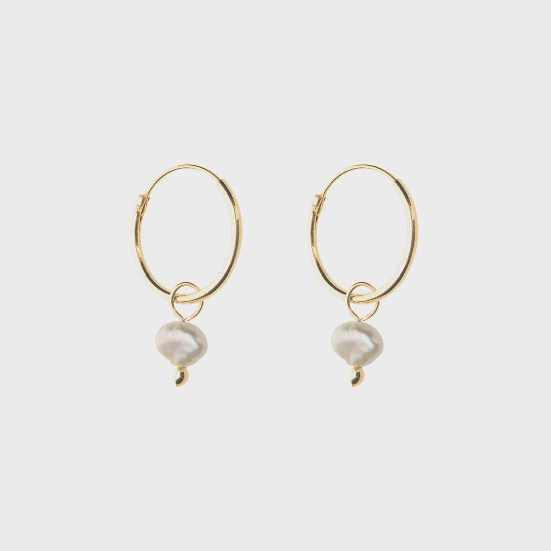 Earring lucy hoop gold