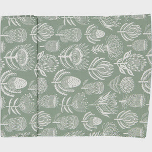 Table Runners (1.8M) / Floral Kingdom (White On Sage)