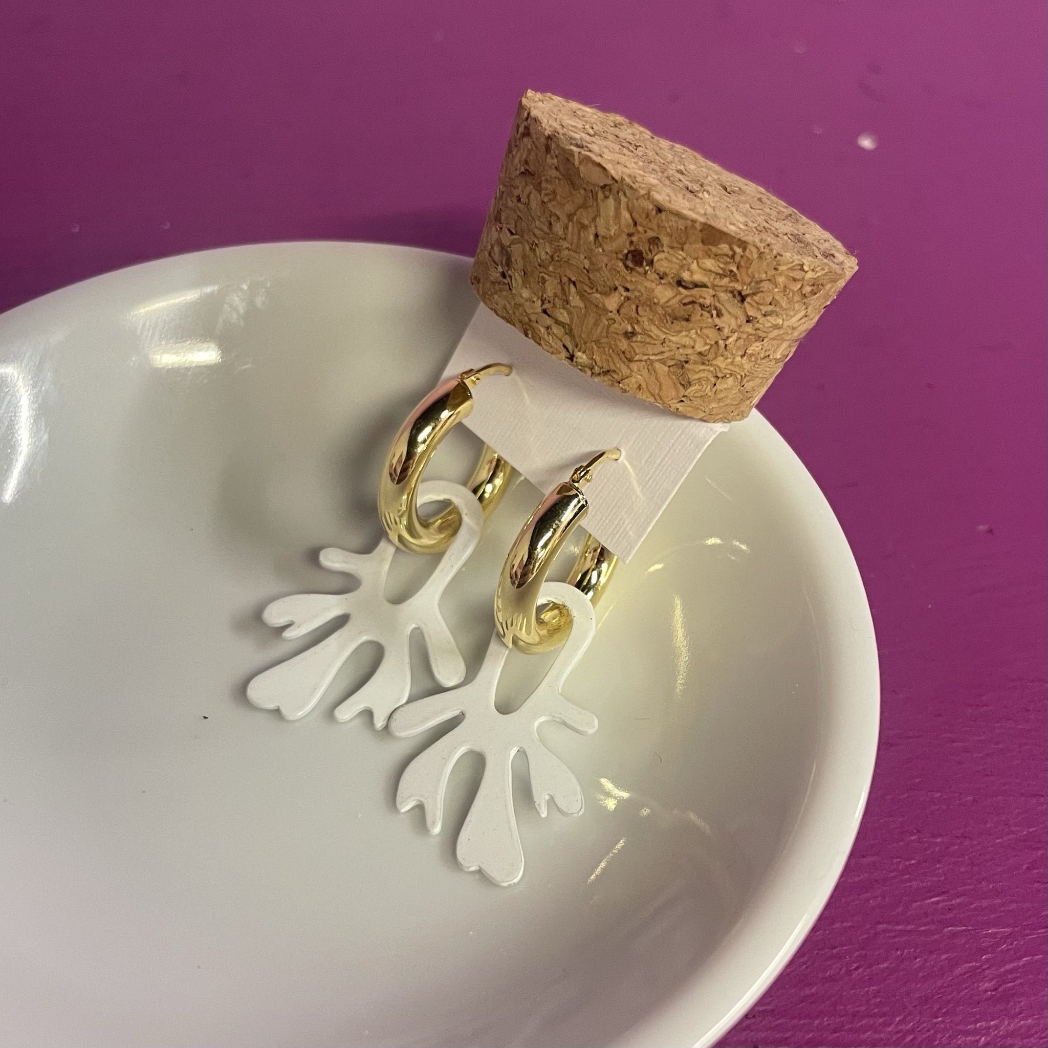 Hoops & Charm, Kelp, White, Gold Plated