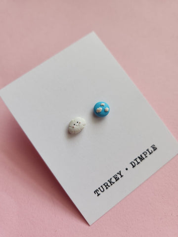 Cloud Stud Set