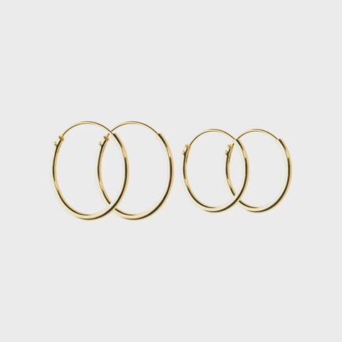 Earring sleeper gold small