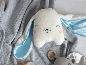 Bunny White/Blue - PRESENTspace